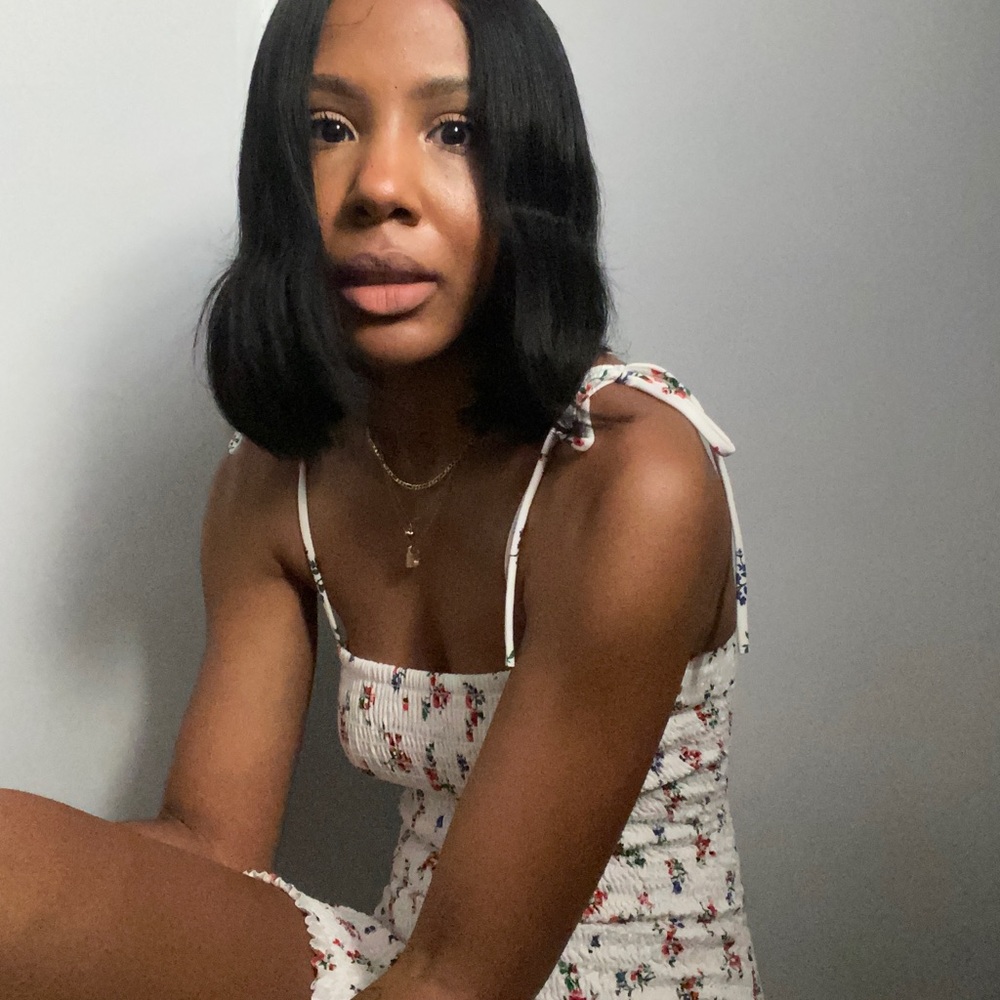 Meet your Posher, Candace